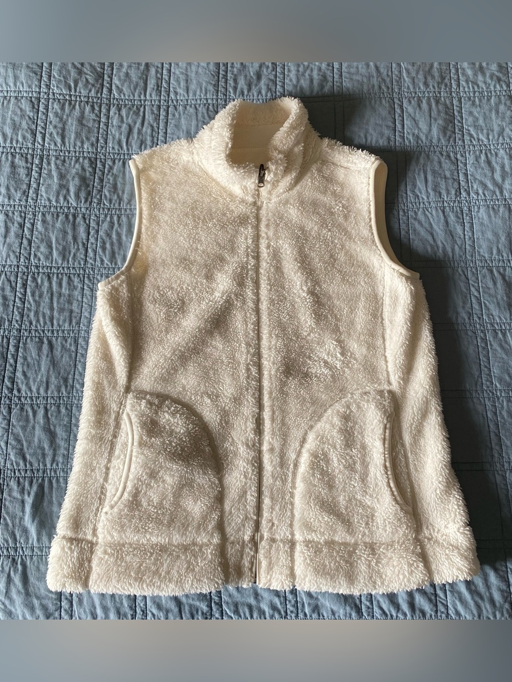 Eddie Bauer Cream High Pile Sherpa Fleece Reversible Zip Up Vest Small Cozy Fall